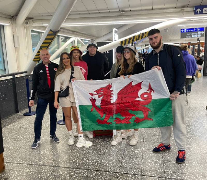 <span style='color:#780948'>ARCHIVED</span> - World Cup Wales fans ditch Qatar for Tenerife