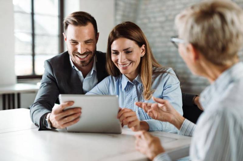 What does a lifetime health insurance policy involve?