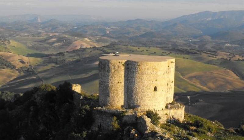 Mild earthquake shakes Montellano but causes no damage