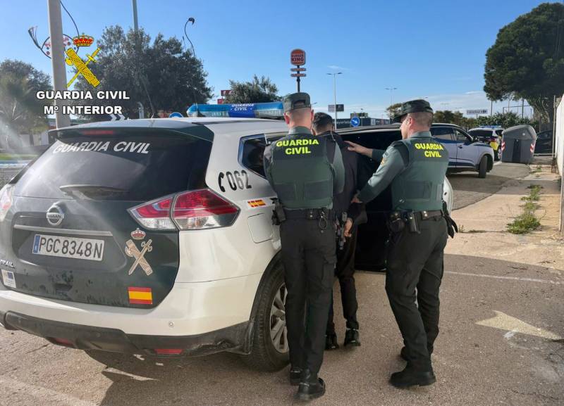 Frenchman arrested in San Pedro del Pinatar with nearly 3kg of marijuana