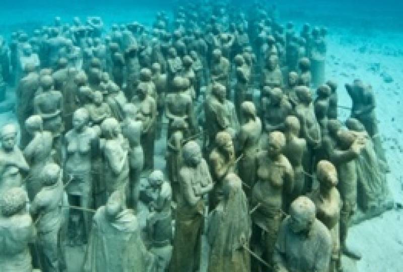 British artist's secret underwater world off Lanzarote