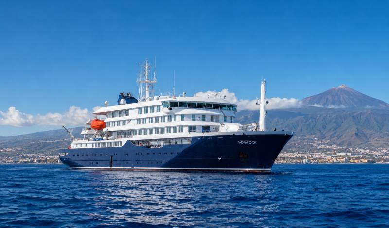 Hantavirus cruise ship set to dock in Tenerife as quarantine plan moves ahead