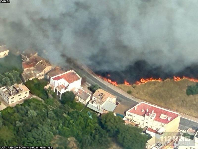 Murcia forest firefighters threaten strike ahead of peak fire season