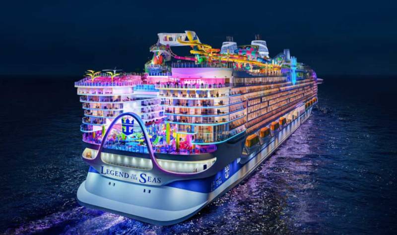 Megaship with ocean's biggest water park makes its first ever stop in Málaga