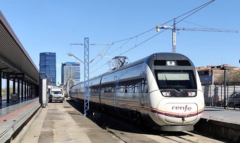 Renfe drivers plan 24-hour strike later this month
